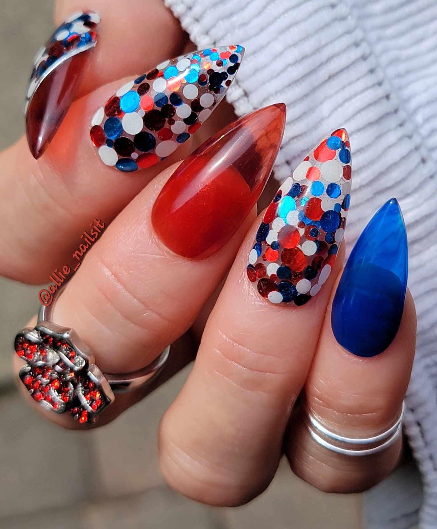 Cabernet Celebration Mani | Red & Blue Jelly | Spangled Banner Dot Glitter Dip | HEMA, HPMA, TPO, 30 Free uv/led | 15ml | Soak Off |