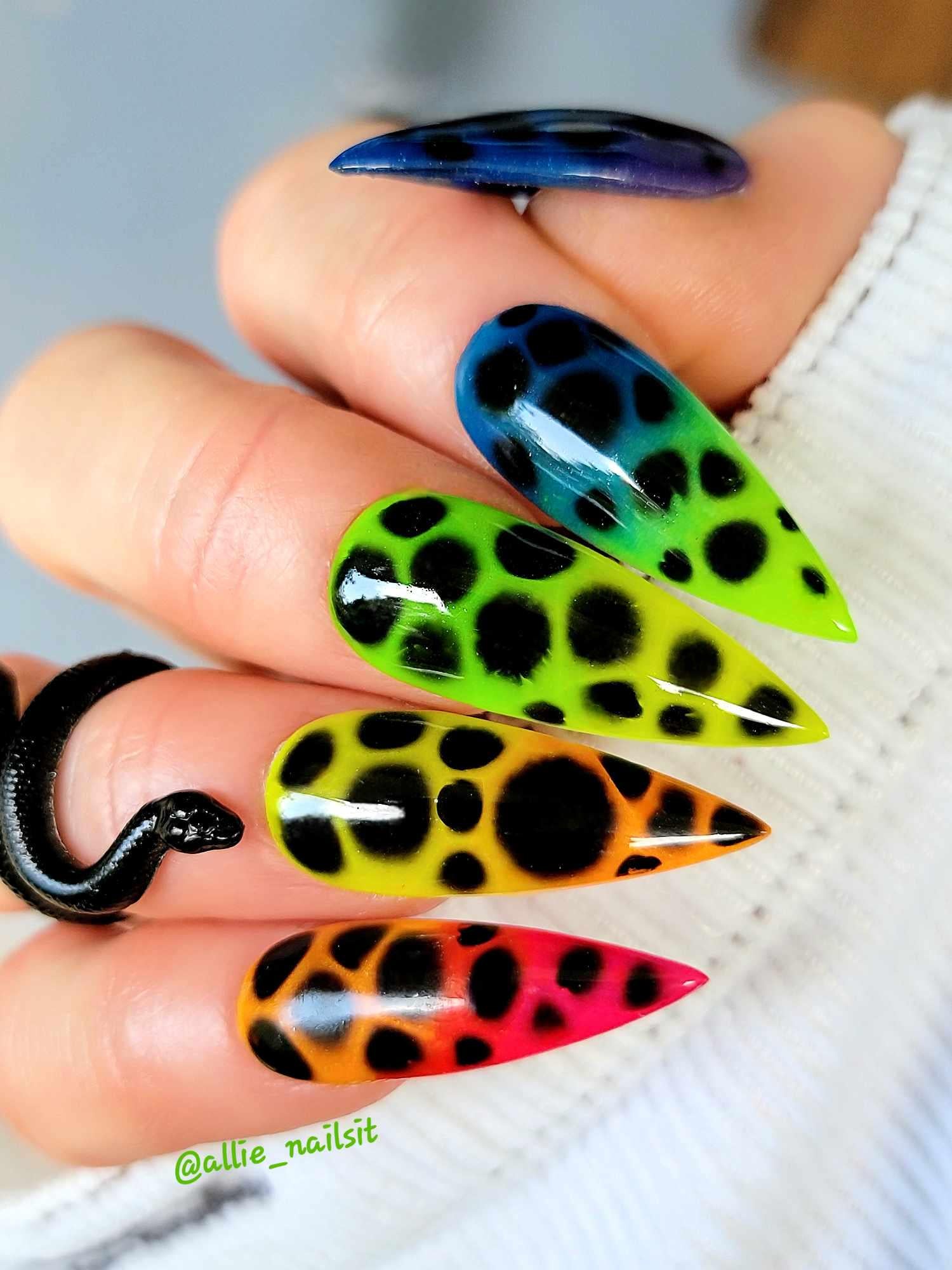 Neon Chrome & Vixen Black Blooming Gel Mani | HEMA, HPMA, TPO, 30 Free uv/led | Nail Art | 15ml | Soak Off |