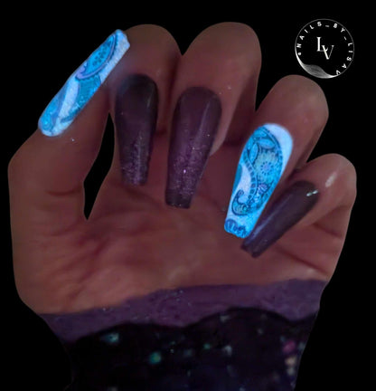 Grape Veil Glow Boho Mani | Grape Veil Glittery Cat Eye | White Lightning Glow Gel | Boho Transfer Foil Set | HEMA, HPMA, TPO Free uv/led |